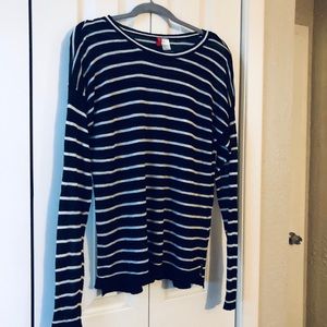 $3/25 Light knit long sleeved striped sweater